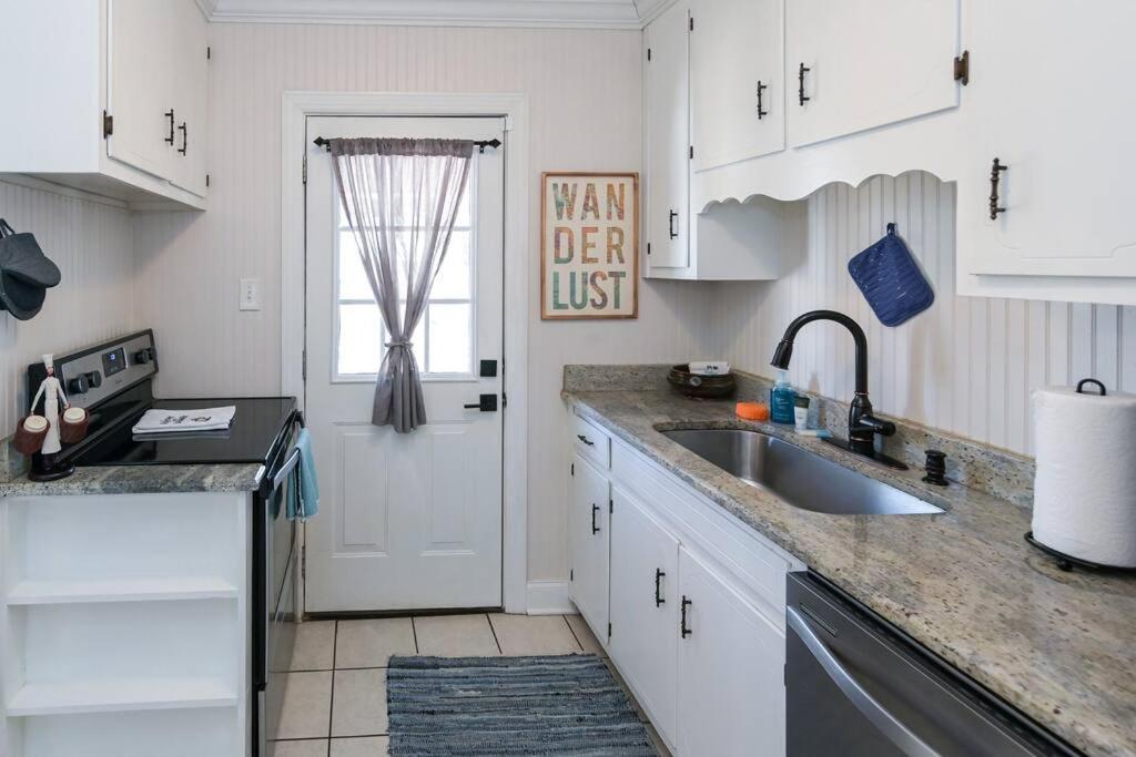 Peaceful Home In Downtown Huntsville With Nice Back Patio! Екстер'єр фото